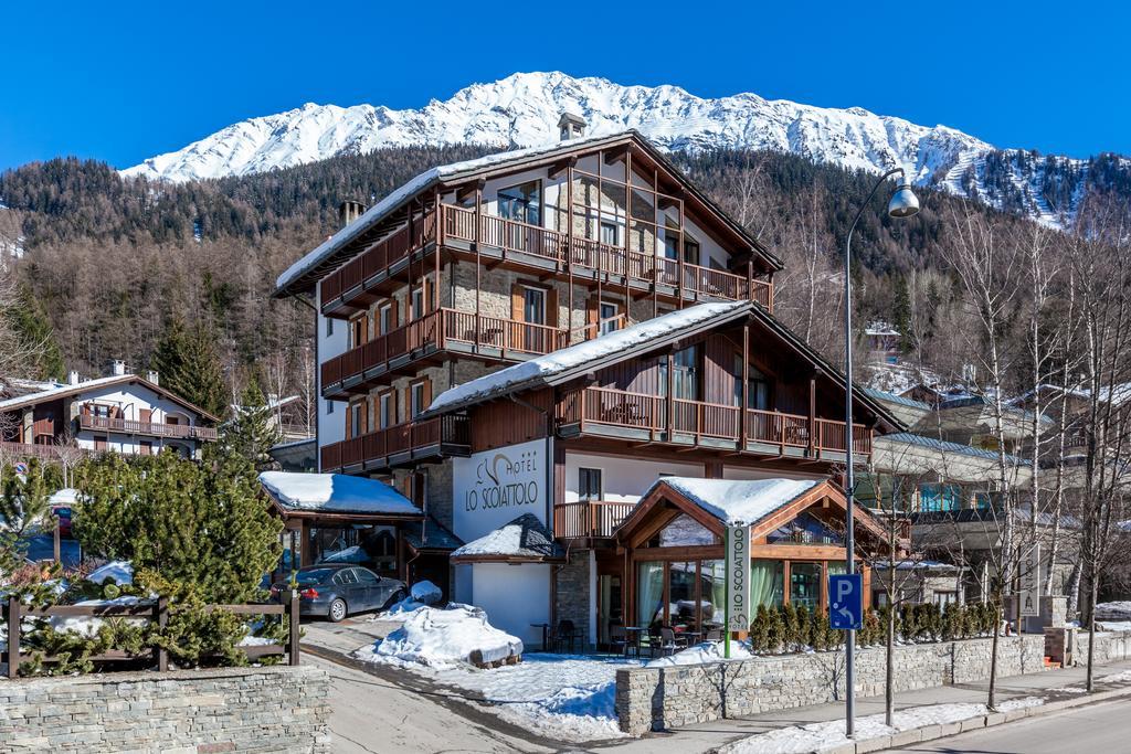 Hotel Lo Scoiattolo Courmayeur Exteriör bild